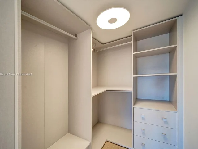 1500 Bay Rd # 1522, Miami Beach FL 33139