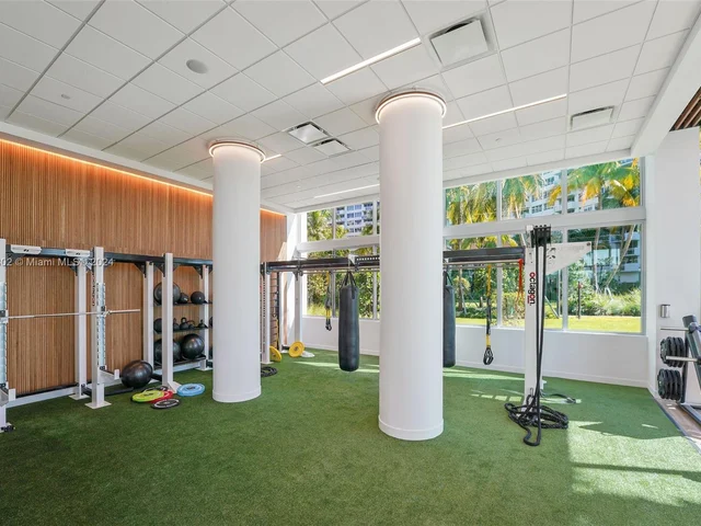 1500 Bay Rd # 1522, Miami Beach FL 33139