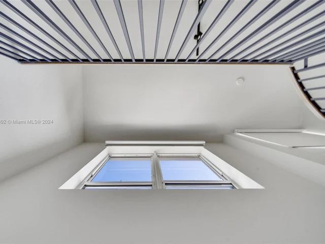 1500 Bay Rd # 1522, Miami Beach FL 33139