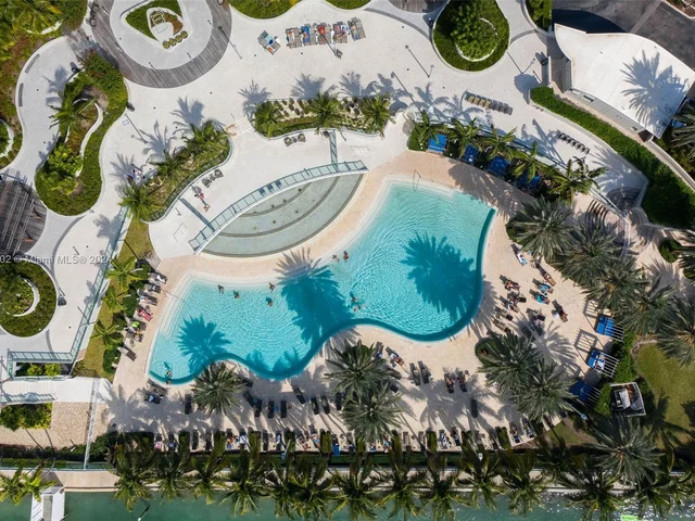 1500 Bay Rd # 1522, Miami Beach FL 33139