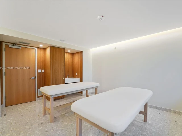 1500 Bay Rd # 1522, Miami Beach FL 33139