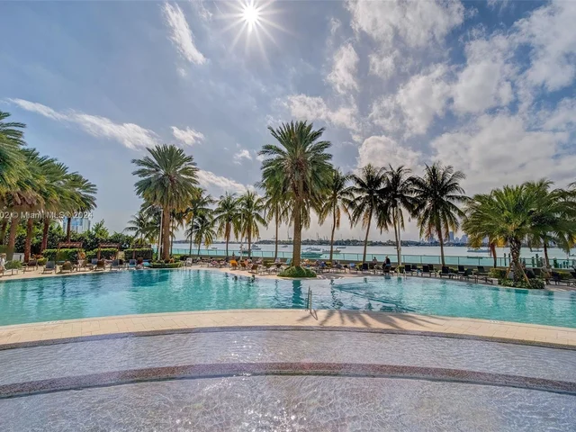 1500 Bay Rd # 1522, Miami Beach FL 33139