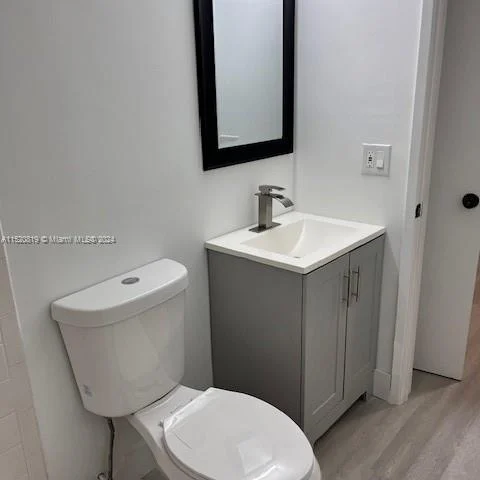 10020 Winding Lake Rd # 104, Sunrise FL 33351