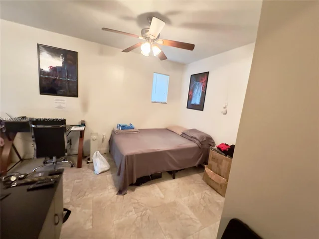 509 SW 3rd St, Hallandale Beach FL 33009