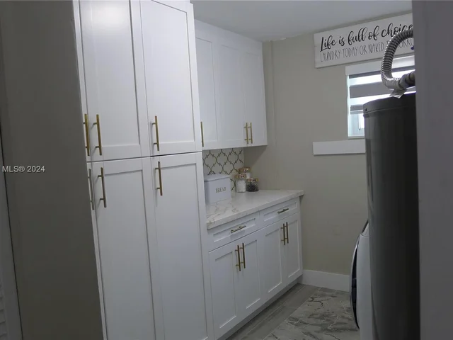 4911 NW 13th St, Lauderhill FL 33313