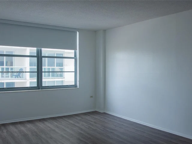 5555 Collins Ave # 7B, Miami Beach FL 33140