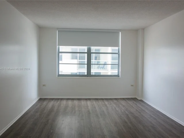 5555 Collins Ave # 7B, Miami Beach FL 33140