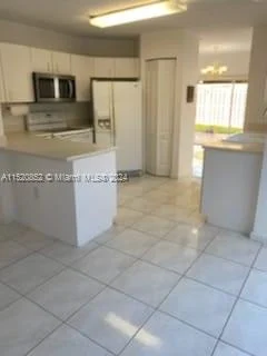 9921 NW 31st St # 0, Doral FL 33172