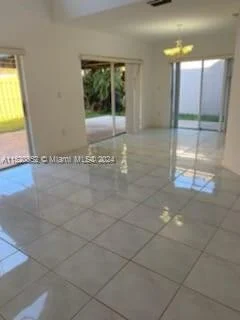 9921 NW 31st St # 0, Doral FL 33172