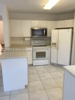 9921 NW 31st St # 0, Doral FL 33172