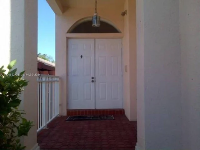 9921 NW 31st St # 0, Doral FL 33172