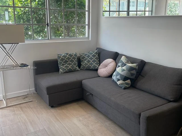 700 16th St # 107, Miami Beach FL 33139