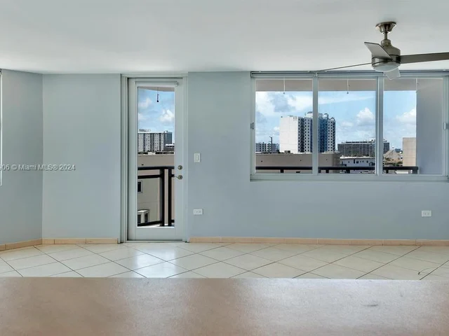 7135 Collins Ave # 615, Miami Beach FL 33141