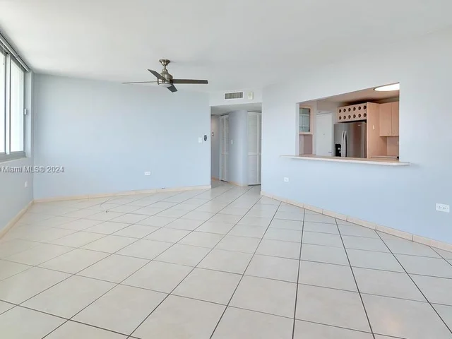 7135 Collins Ave # 615, Miami Beach FL 33141