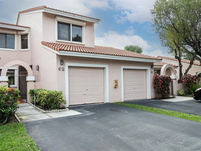 16666 Greens Edge Cir # 62, Weston FL 33326