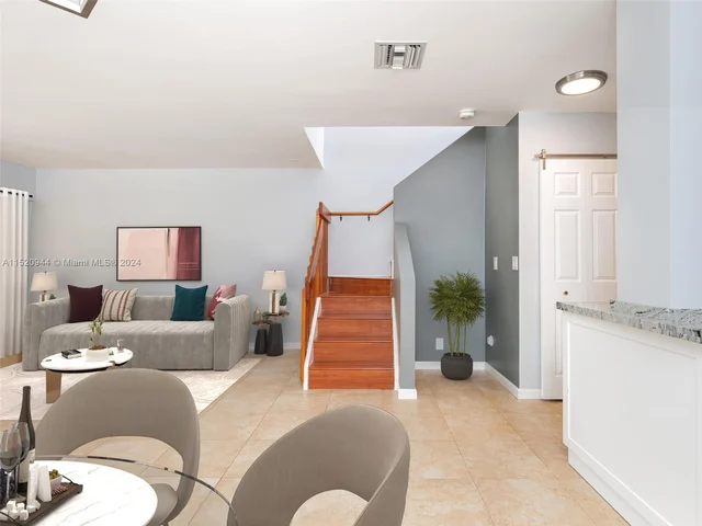 16666 Greens Edge Cir # 62, Weston FL 33326