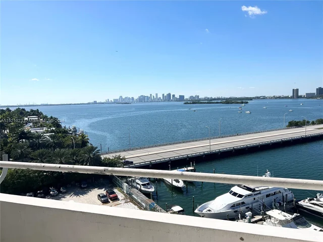 7904 West Dr # 914, North Bay Village FL 33141