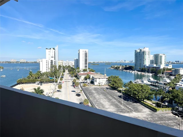 7904 West Dr # 914, North Bay Village FL 33141