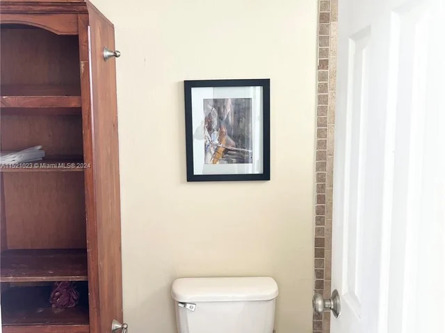 7904 West Dr # 914, North Bay Village FL 33141