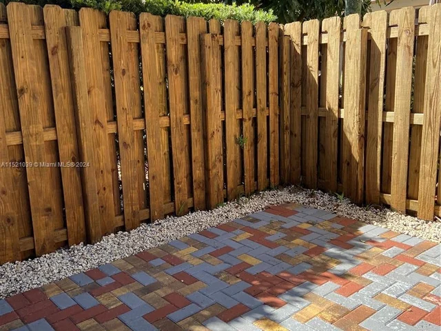 12364 SW 124th Path, Miami FL 33186