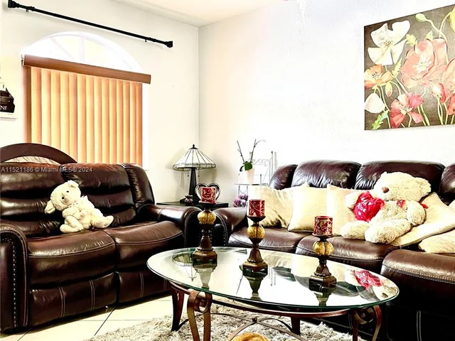 11053 W Okeechobee Rd # 102, Hialeah Gardens FL 33018