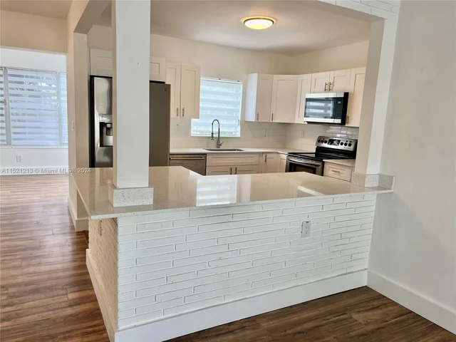 7786 Miramar Pkwy, Miramar FL 33023