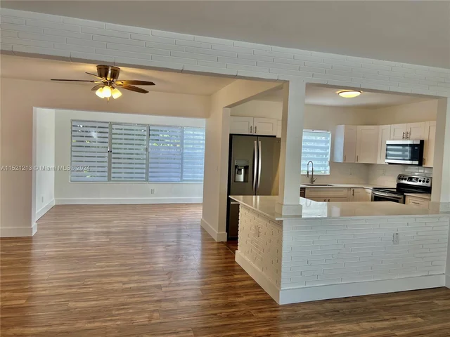 7786 Miramar Pkwy, Miramar FL 33023