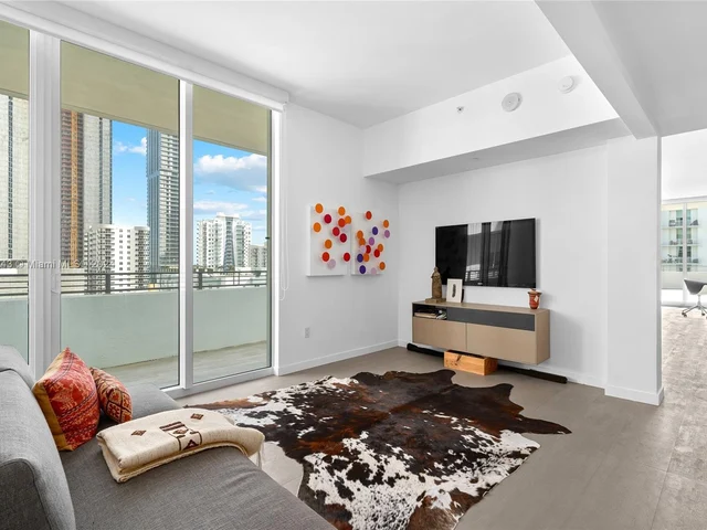 350 NE 24th St # 901, Miami FL 33137