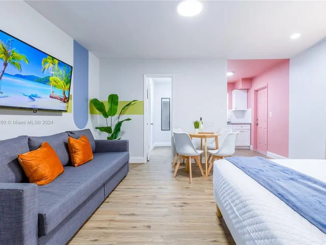 2748 NE 32nd St # 7, Fort Lauderdale FL 33306