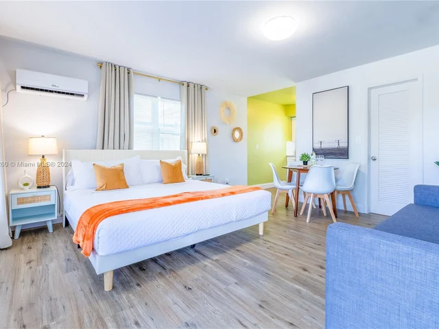 2748 NE 32nd St # 7, Fort Lauderdale FL 33306