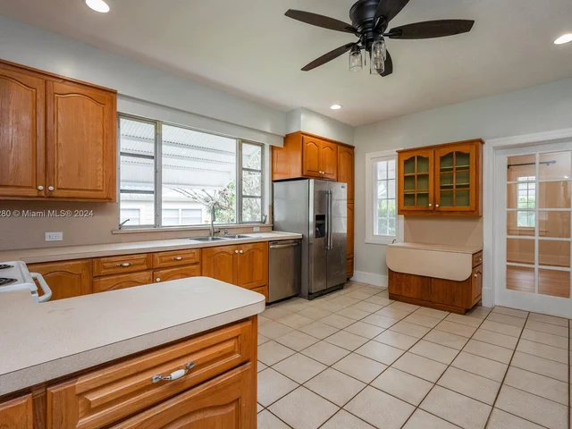 24200 SW 162nd Ave, Homestead FL 33031