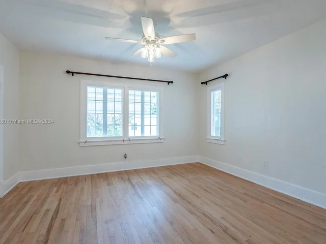 24200 SW 162nd Ave, Homestead FL 33031