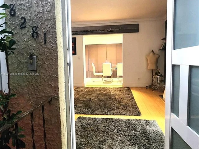 8281 SW 28th St, Miami FL 33155