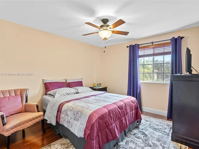 600 SW 178th Way, Pembroke Pines FL 33029