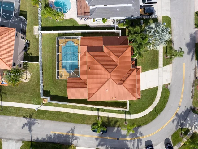 600 SW 178th Way, Pembroke Pines FL 33029