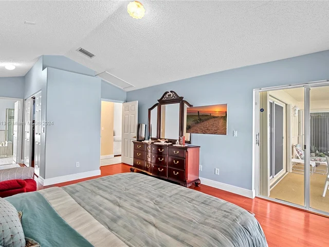 600 SW 178th Way, Pembroke Pines FL 33029