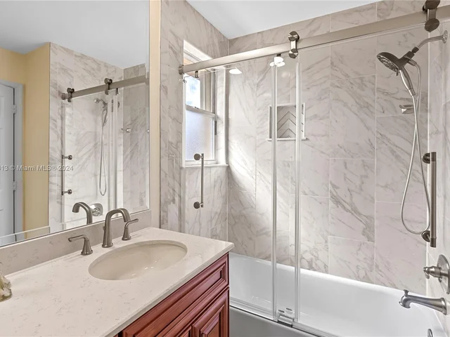 600 SW 178th Way, Pembroke Pines FL 33029