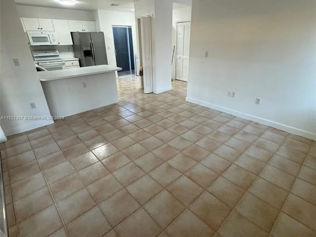 957 NW 132nd Ave W, Miami FL 33182