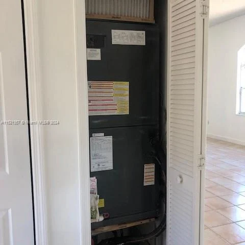 957 NW 132nd Ave W, Miami FL 33182