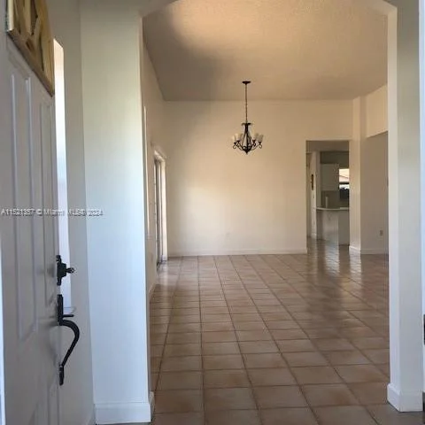 957 NW 132nd Ave W, Miami FL 33182