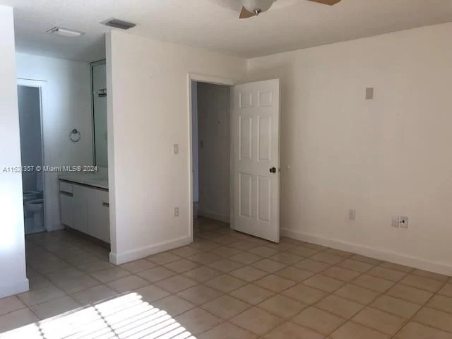 957 NW 132nd Ave W, Miami FL 33182