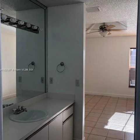 957 NW 132nd Ave W, Miami FL 33182