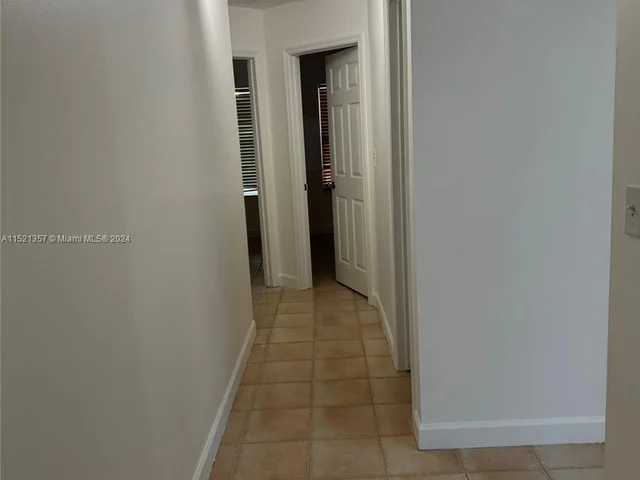 957 NW 132nd Ave W, Miami FL 33182