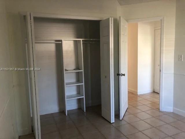 957 NW 132nd Ave W, Miami FL 33182