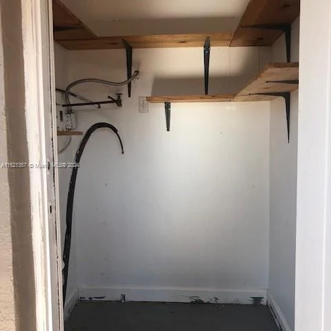 957 NW 132nd Ave W, Miami FL 33182