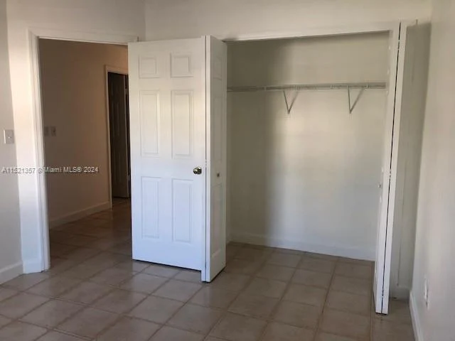 957 NW 132nd Ave W, Miami FL 33182