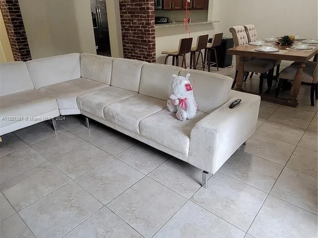 10600 NW 88th St # 104, Doral FL 33178