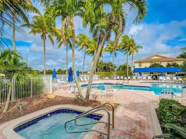 6663 Via Regina # 6663, Boca Raton FL 33433