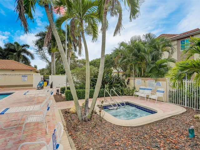 6663 Via Regina # 6663, Boca Raton FL 33433