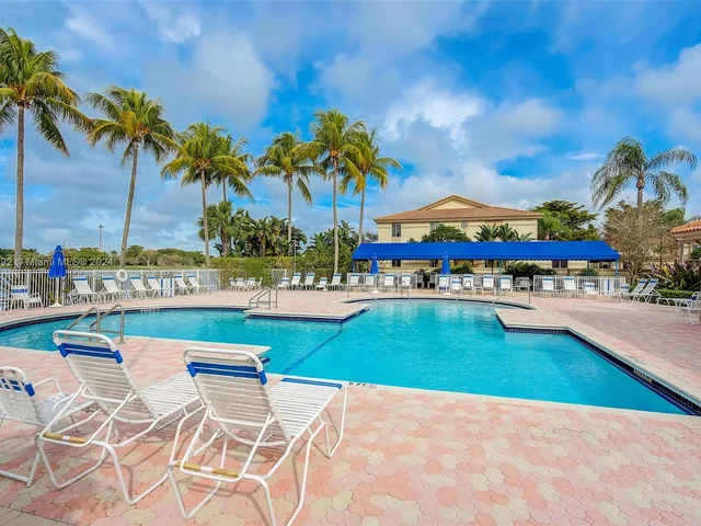 6663 Via Regina # 6663, Boca Raton FL 33433